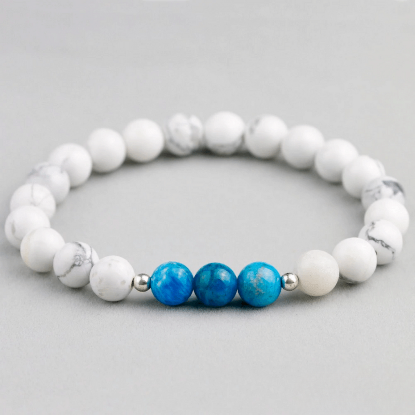 Weight loss bracelet in apatite and howlite