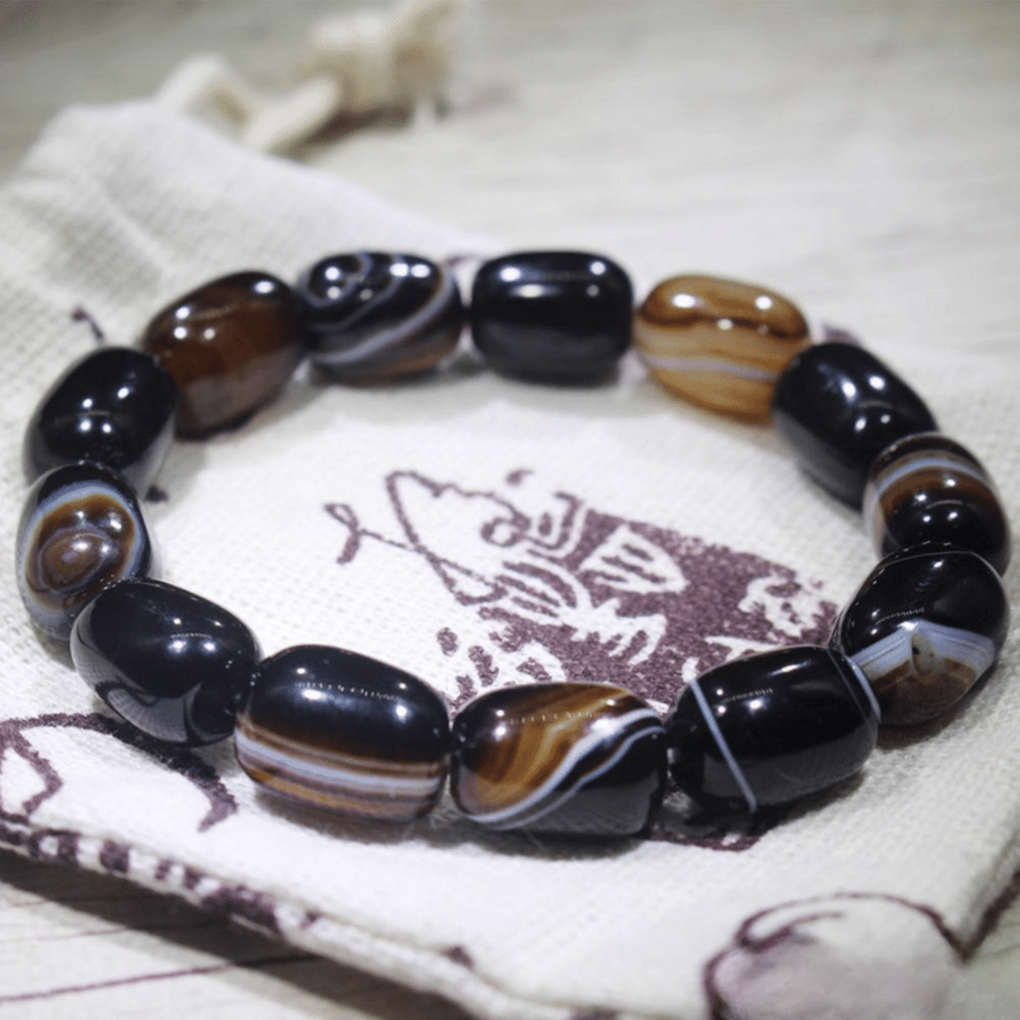 Sardonyx Tumbled Stone Bracelet
