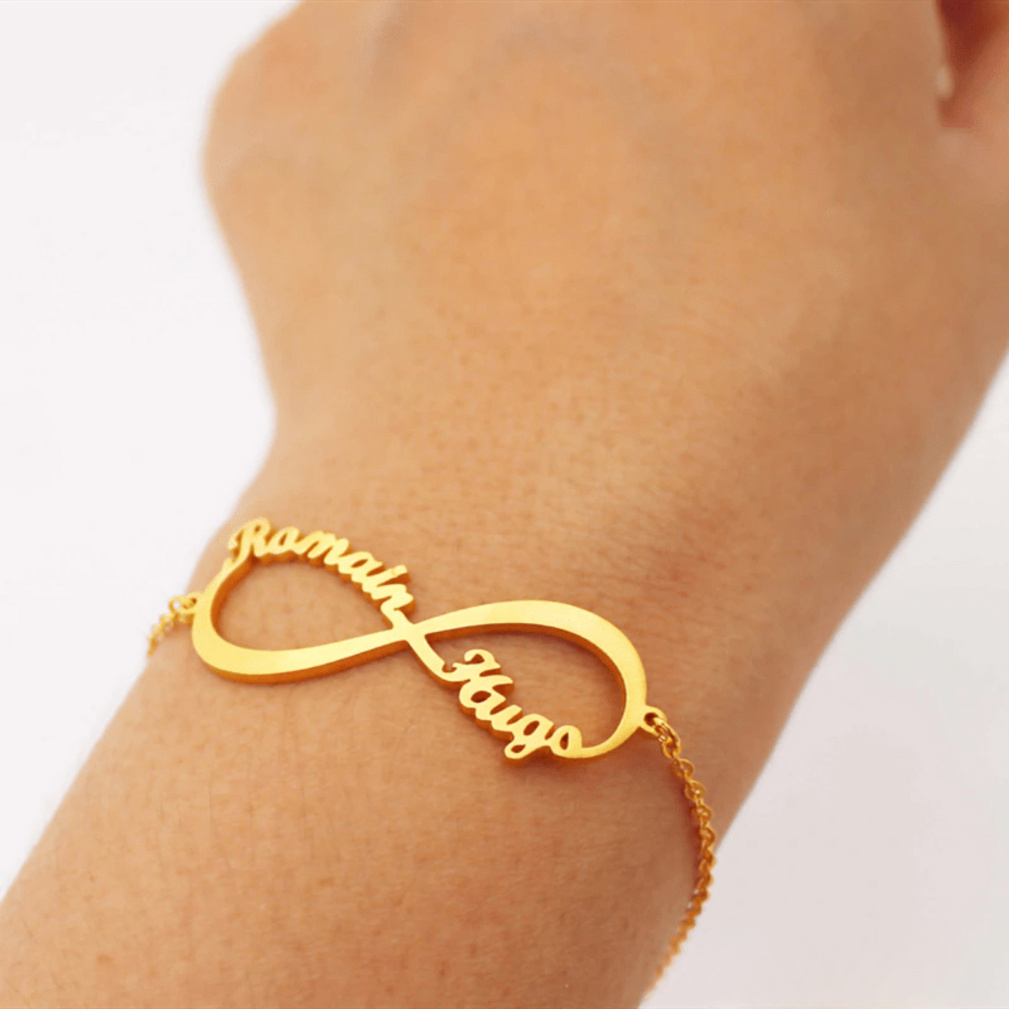 Personalized infinity bracelet with engraved names
