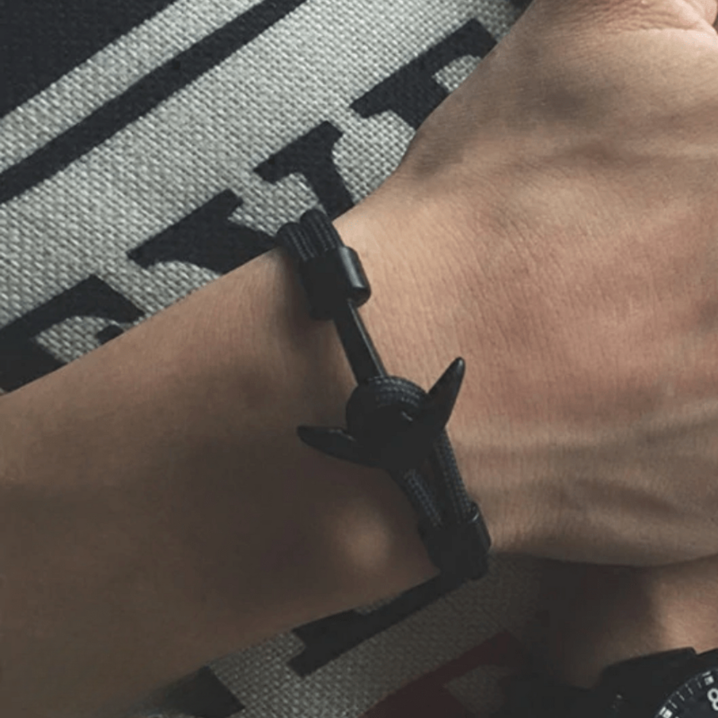 Anchor cord bracelet