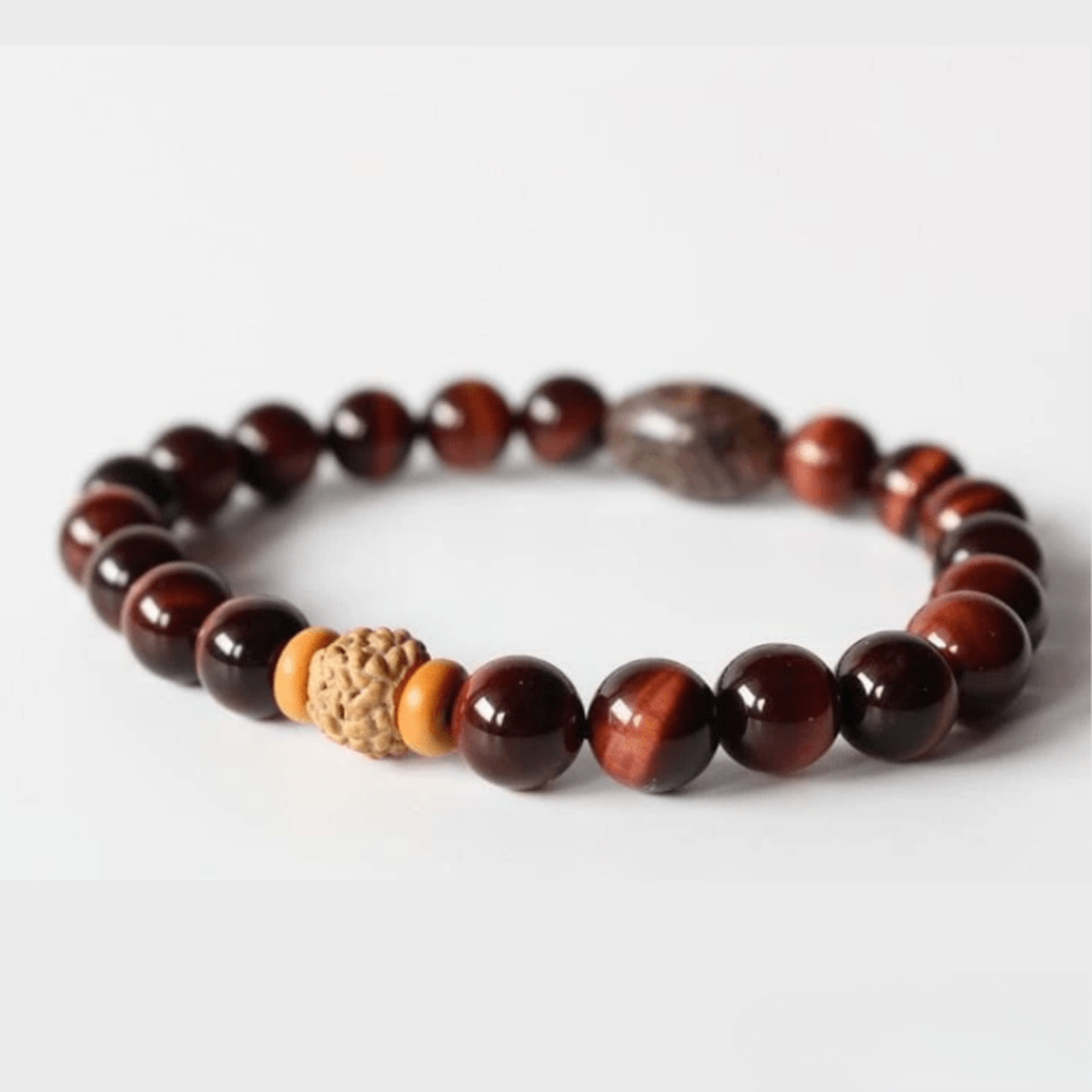 Bracelet Bouddhiste en Oeil de Taureau