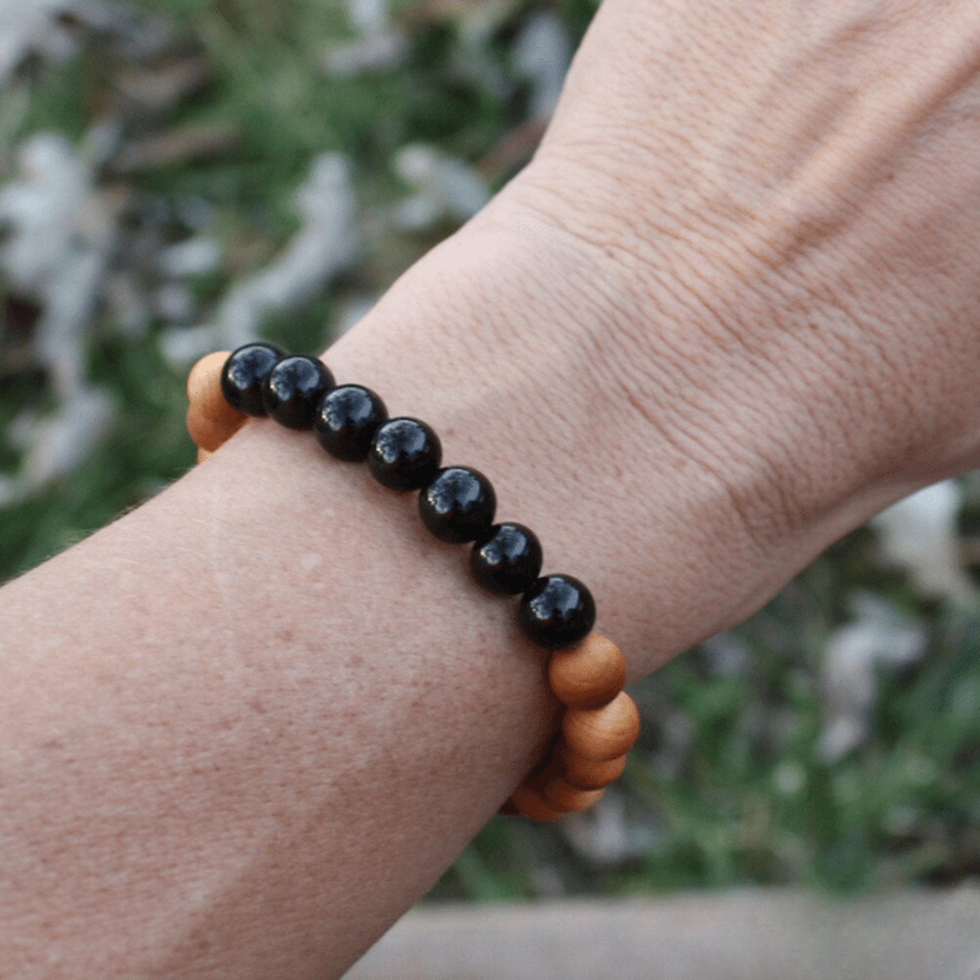 Bracelet en Obsidienne Noire et Bois de Santal