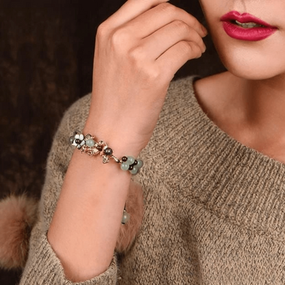 Bracelet Fleur en Jade et Grenat