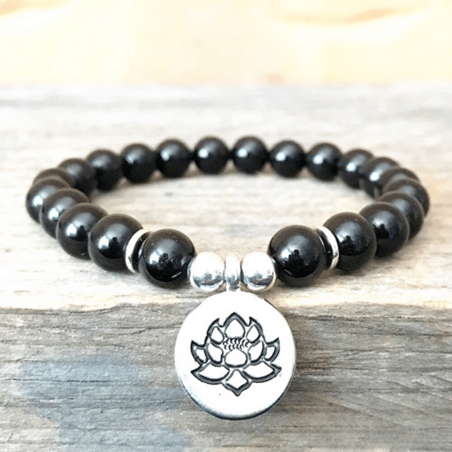 Bracelet Lotus en Tourmaline Noire