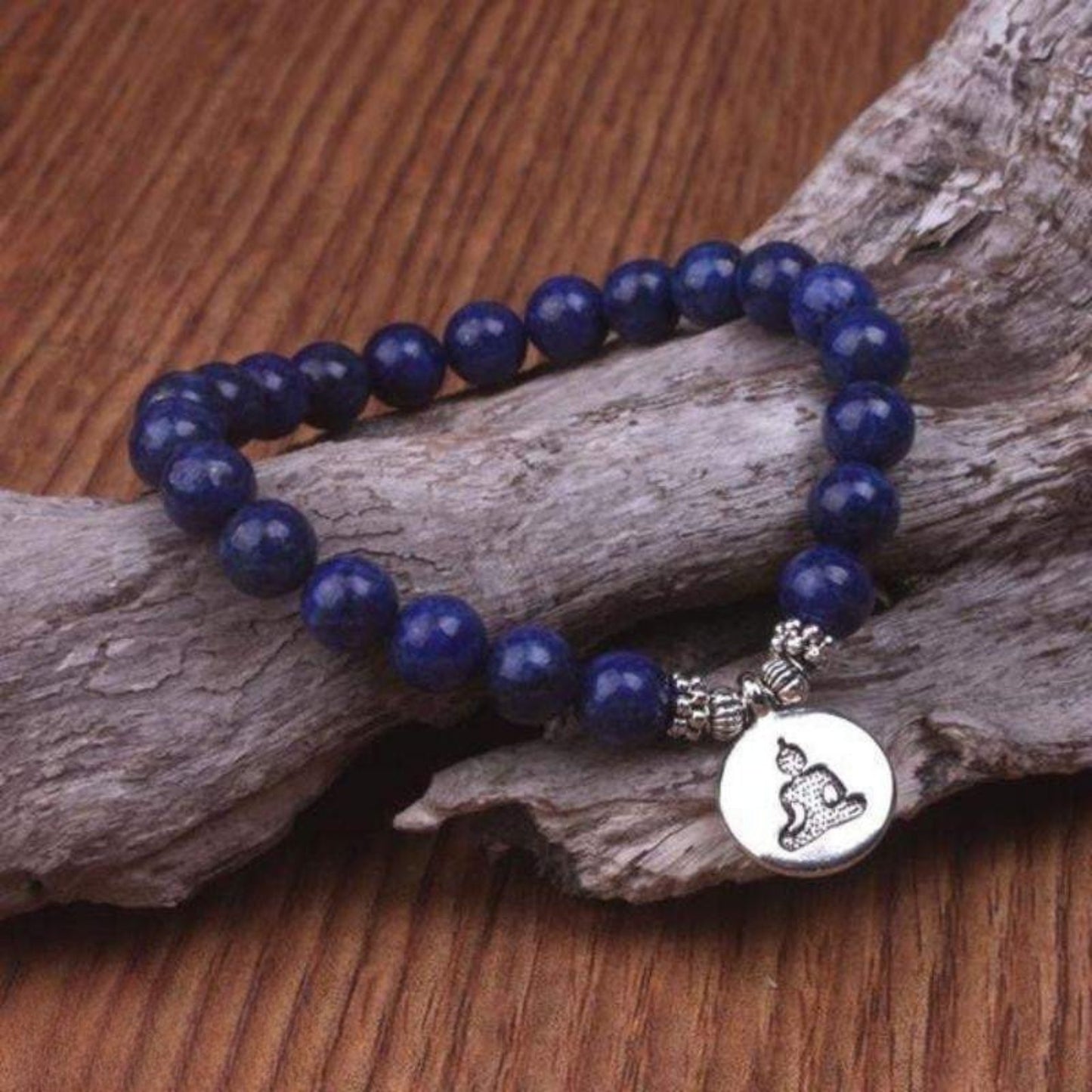 Lotus bracelet in lapis lazuli