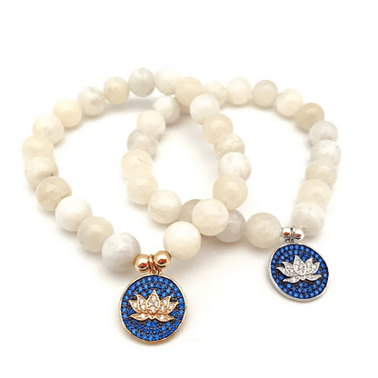 Lotus bracelet in moonstone
