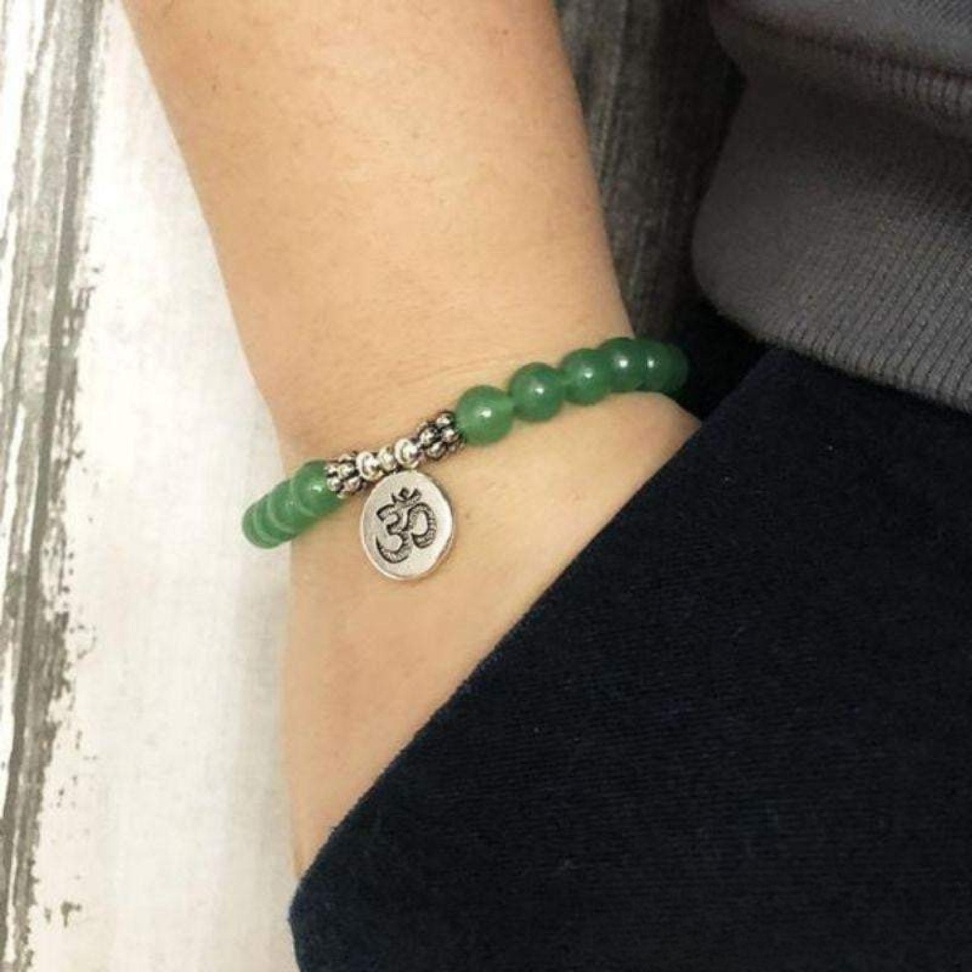 OM bracelet in green aventurine