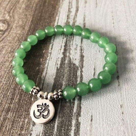 OM bracelet in green aventurine