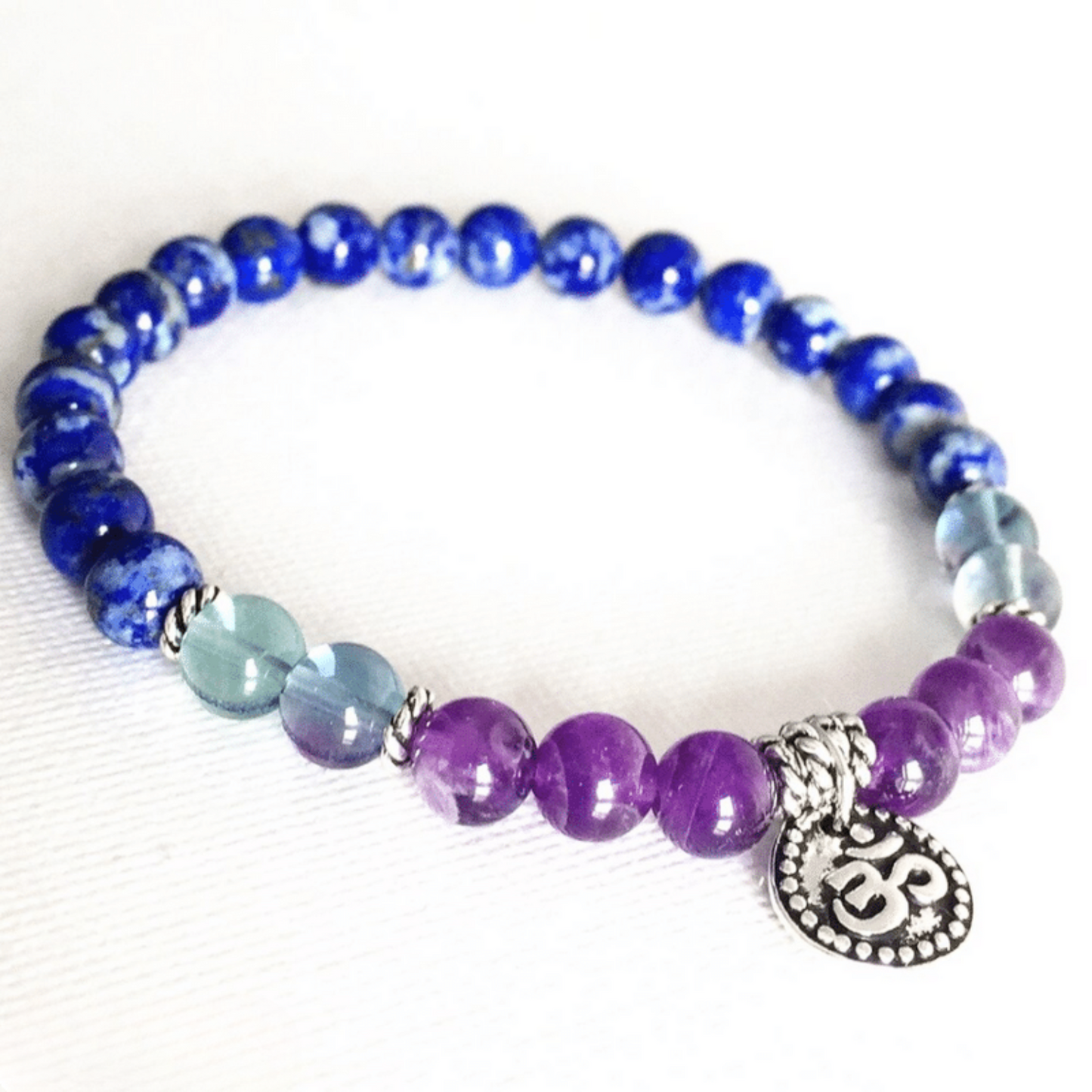 OM bracelet in lapis lazuli, green fluorite and amethyst