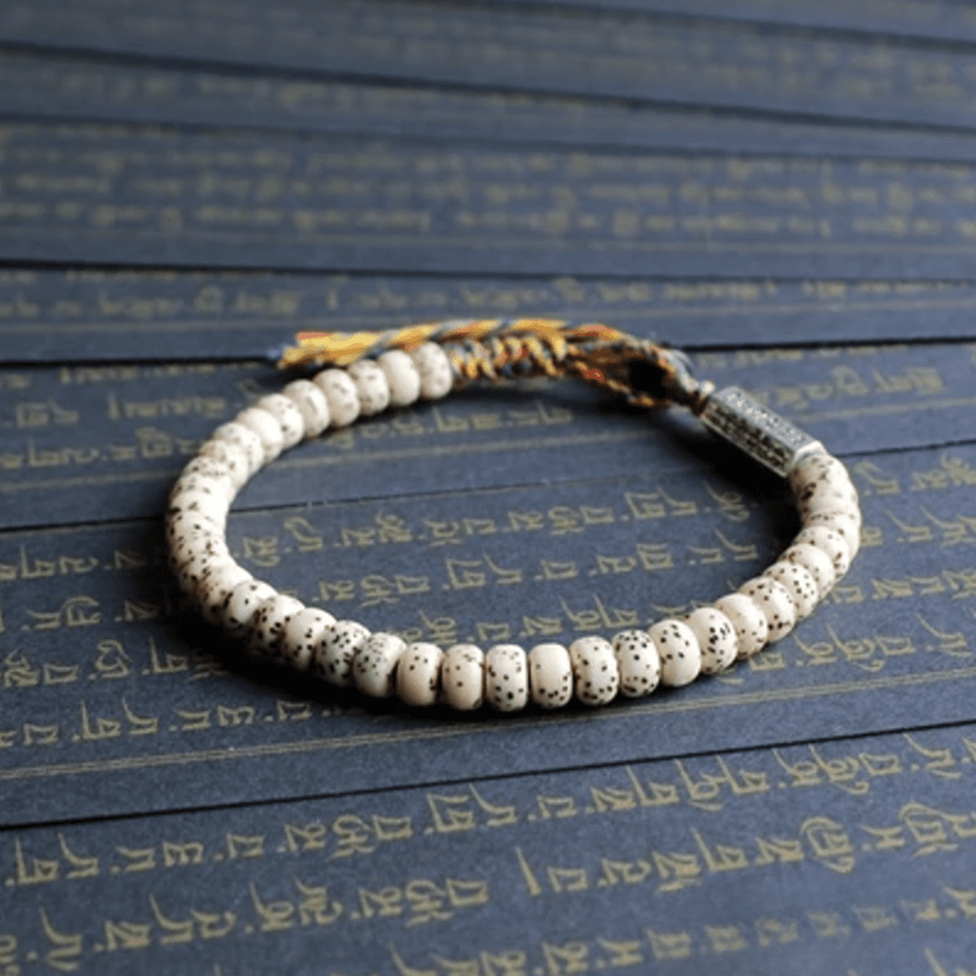 Tibetan Bracelet in Bodhi Seeds