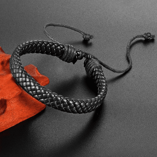 Tibetan Bracelet in Leather