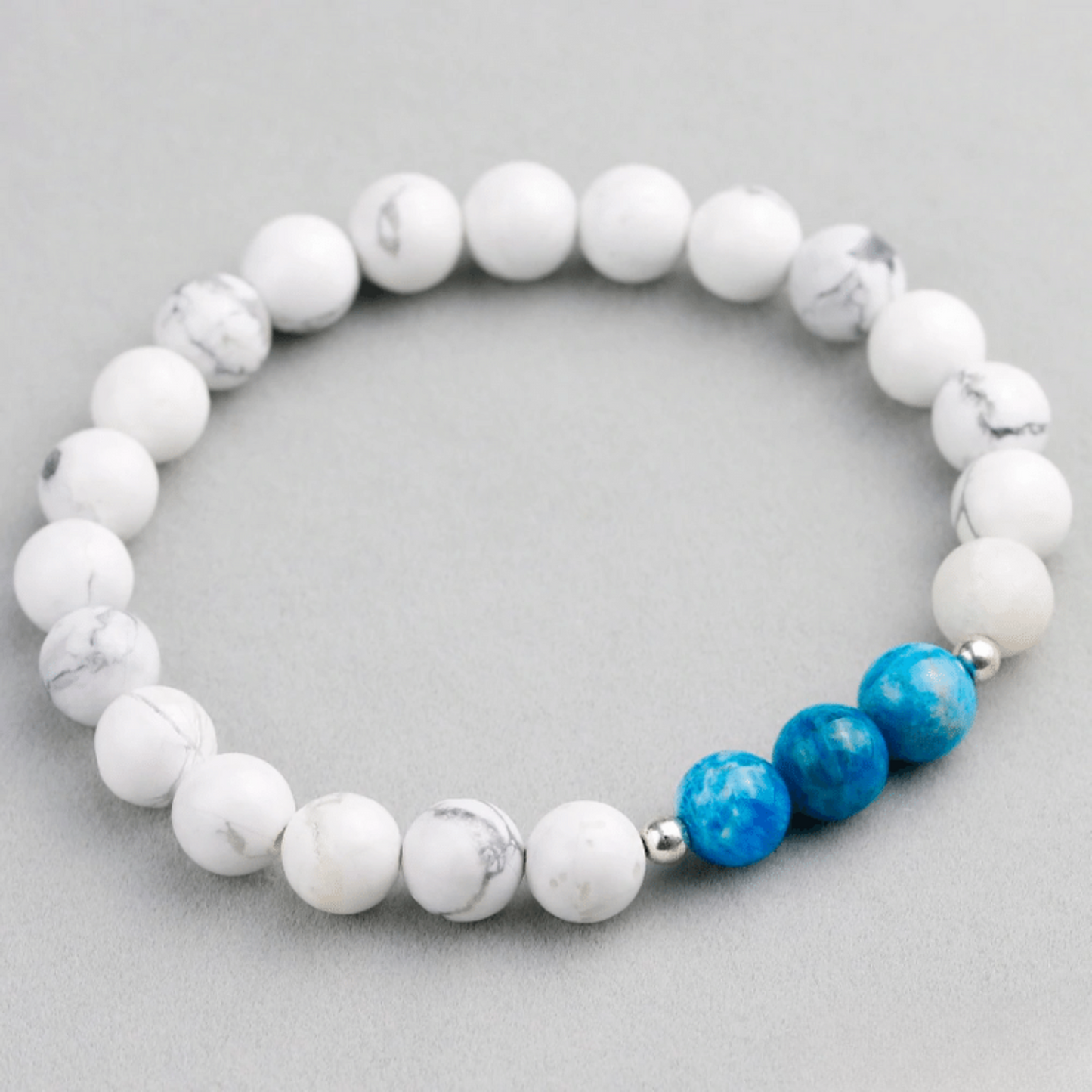 Weight loss bracelet in apatite and howlite
